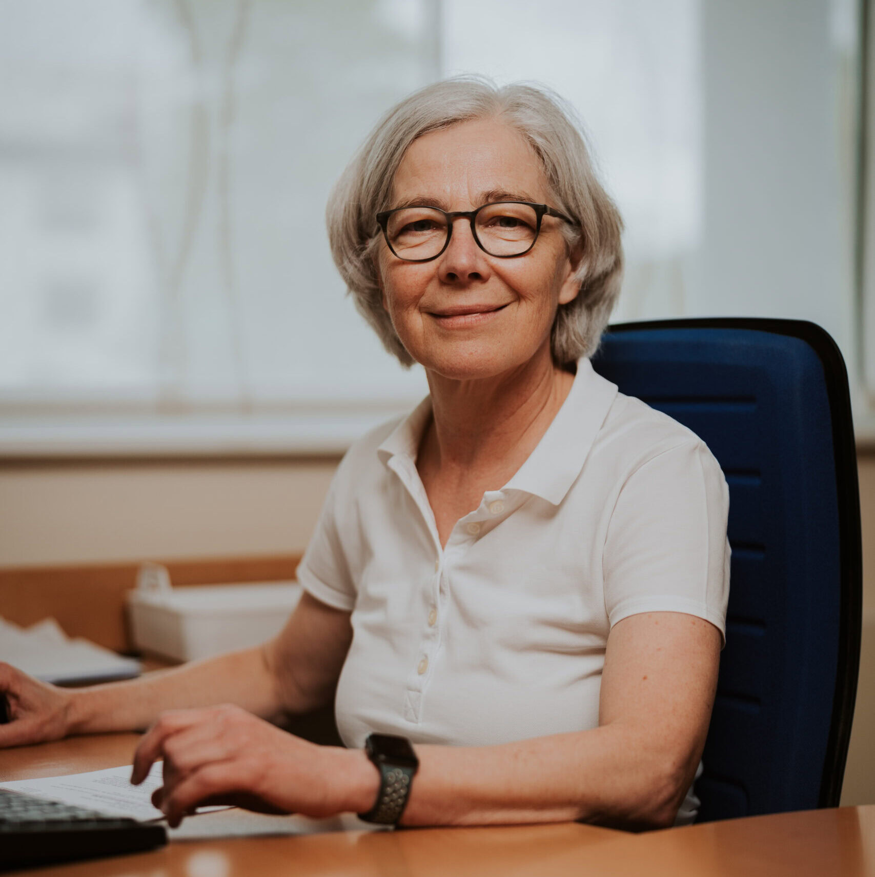 Dr. Keller im Profil